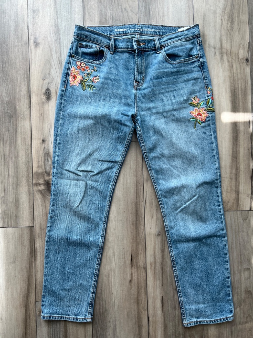 Old navy Denim with flower embroidery, Size 8, Boyfriend Straight - Picture 3 of 6